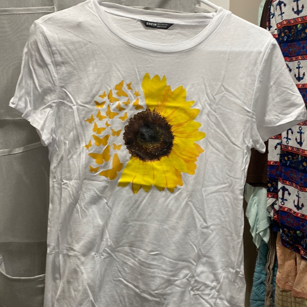 White flower/ butterfly shirt